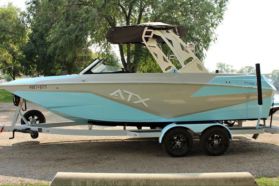 Boat Rentals Kelowna