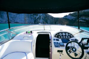 Luxury Boat Hire